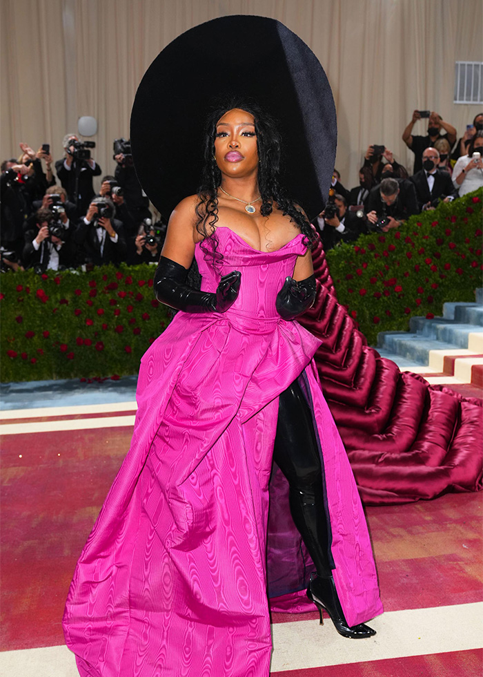 SZA: The Anxious Exit