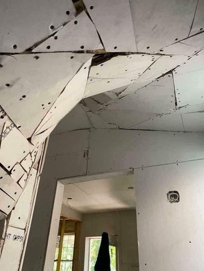 Oops! 58 Home Reno Fails That’ll Make You Cringe (And Laugh)