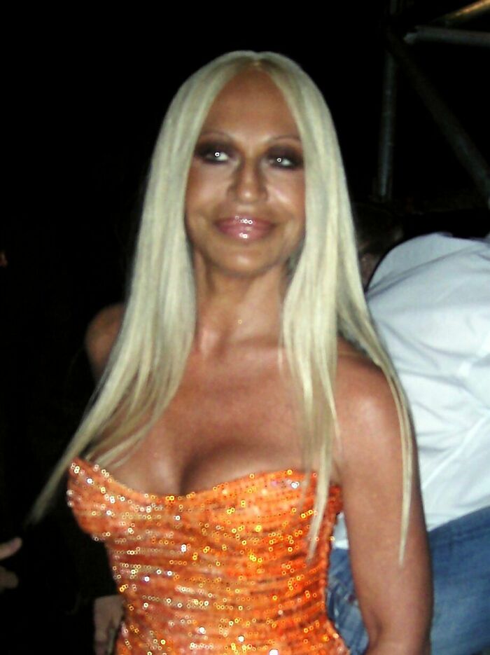 Donatella Versace: Rock ’n’ Roll Fashion Queen, 71