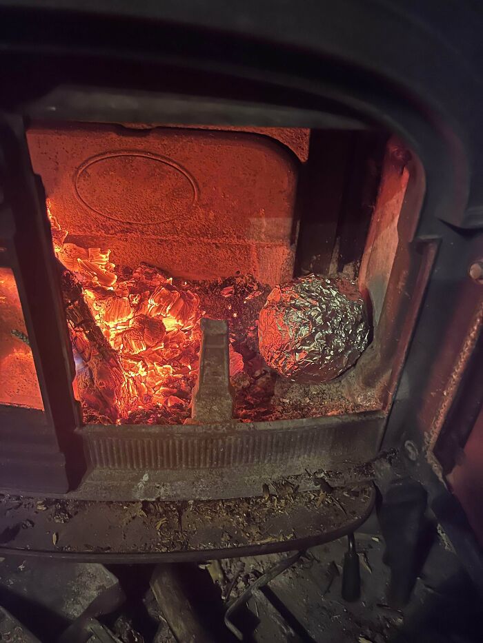 Dinner + Heat for $1.71? Yup, I Cooked an Acorn Squash in My Woodstove