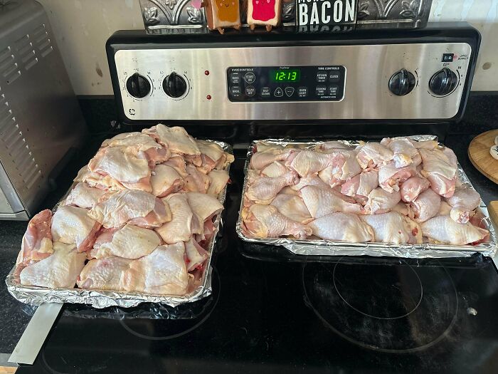 Waited in Line for 1 Hour but Got 40lbs of Chicken Leg Quarters for $25!