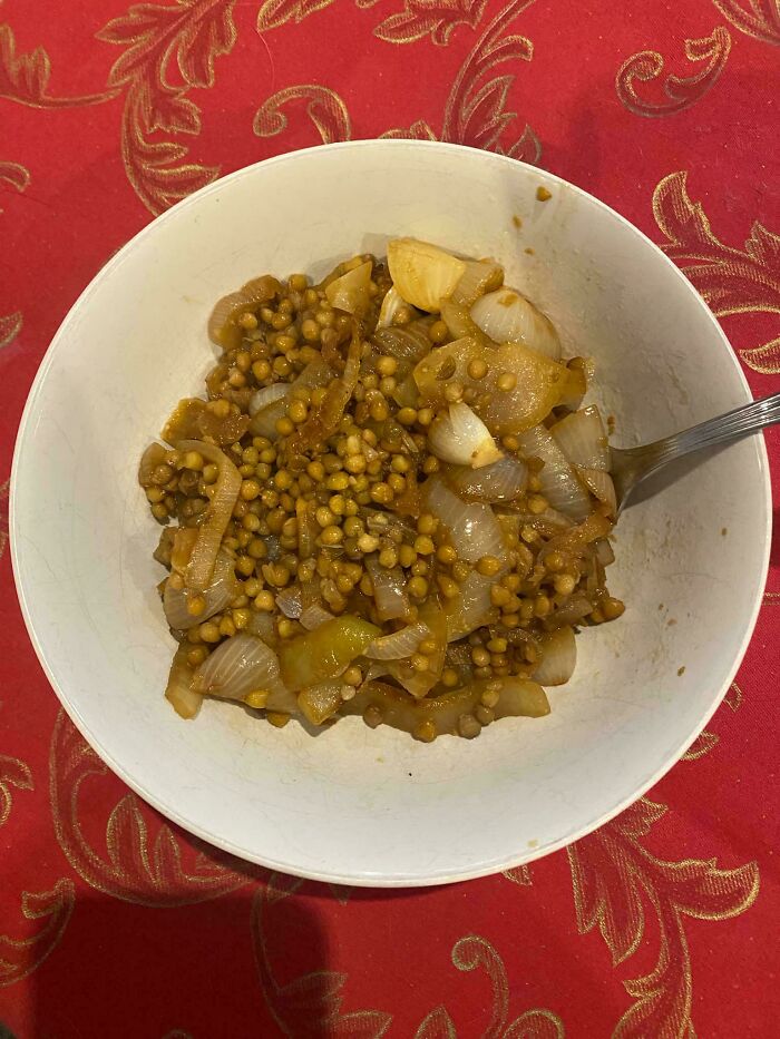 Lentils with Caramelized Onions—Cheap, Delicious, and I Eat This Every Day!