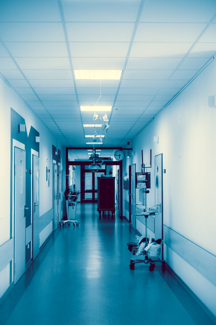 Epic Emergency Room Fails: 65 Wild Stories That'll Make You Go "No Way!"