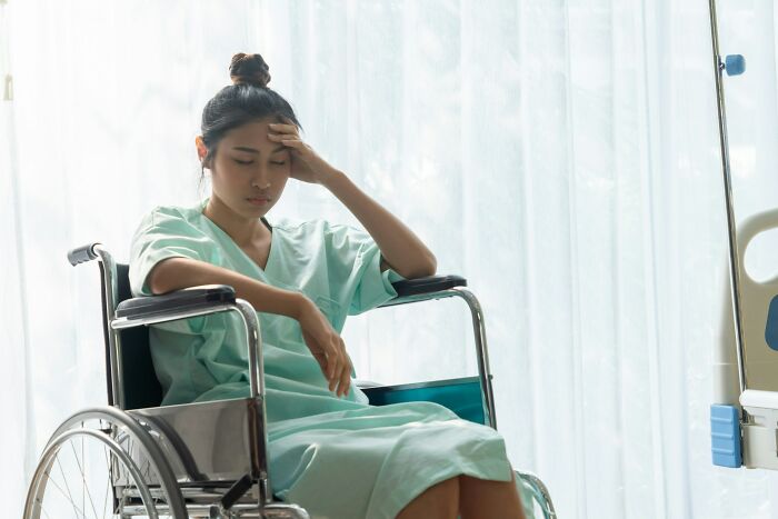 Epic Emergency Room Fails: 65 Wild Stories That'll Make You Go "No Way!"