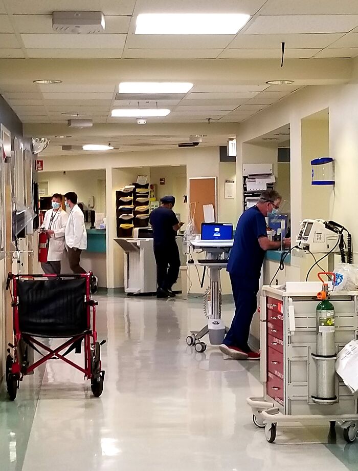 Epic Emergency Room Fails: 65 Wild Stories That'll Make You Go "No Way!"