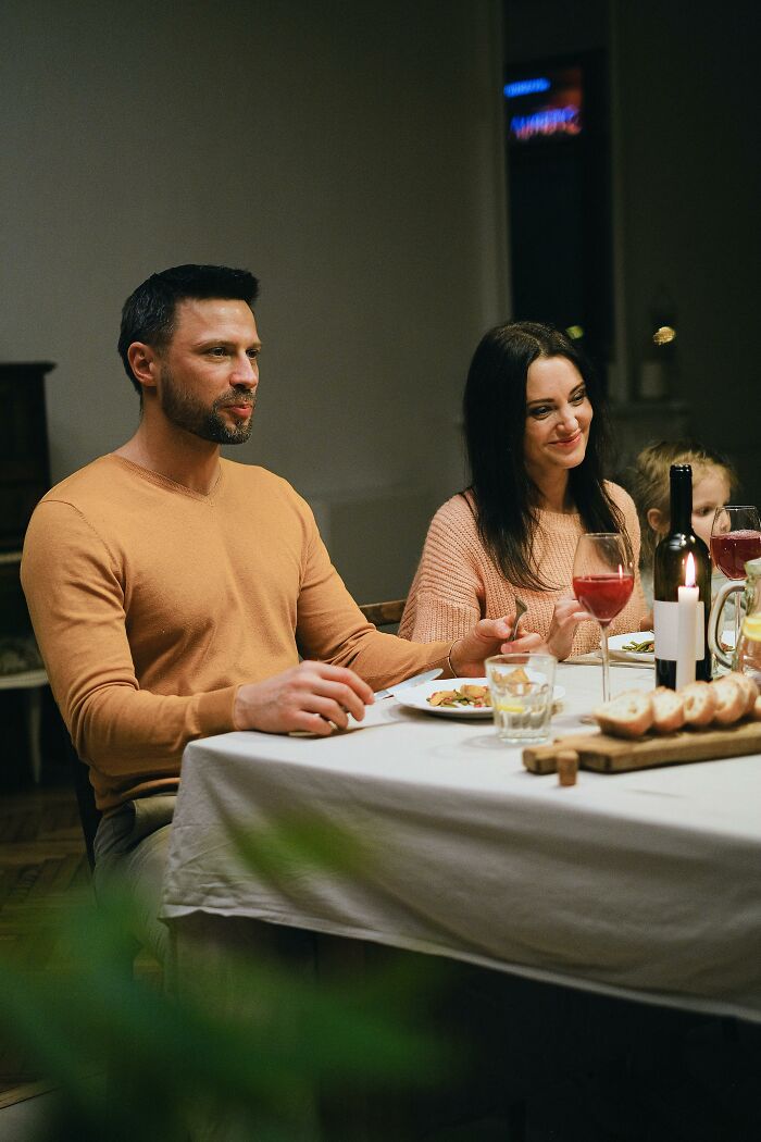 Wait Till You Hear These OMG Things People Just Found Out About Their Parents!