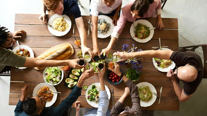 My Friends Want to Chip In $5–$10 for Weekly Group Dinners, But I Said No and Made Things Weird