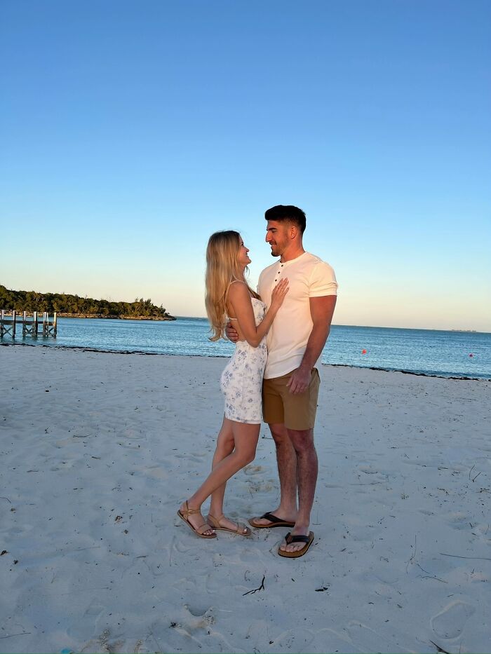 46 Totally Awkward Engagement Stories That'll Crack You Up
