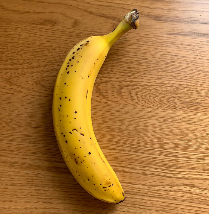 42 Weirdest Things Posties Found in Mailboxes That Totally Made Them Do a Double Take