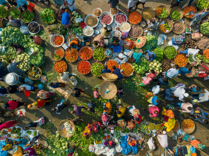 Bangladesh: Mostly Rice, Some Meat, Few Fruits