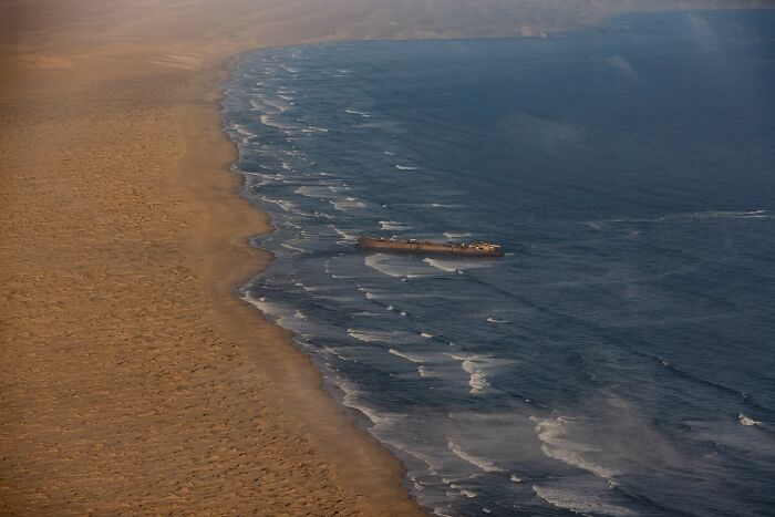 Skeleton Coast, Where Shipwrecks Are Way More Common Than People