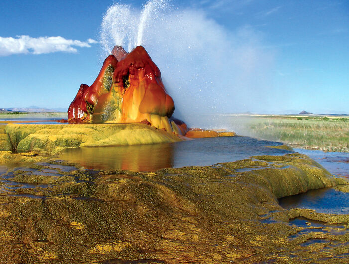 Fly Geyser, Nevada – Neon Sci-Fi Spout