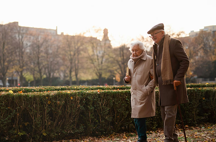 Let's Spill the Tea on Britain's Secret Social Codes!