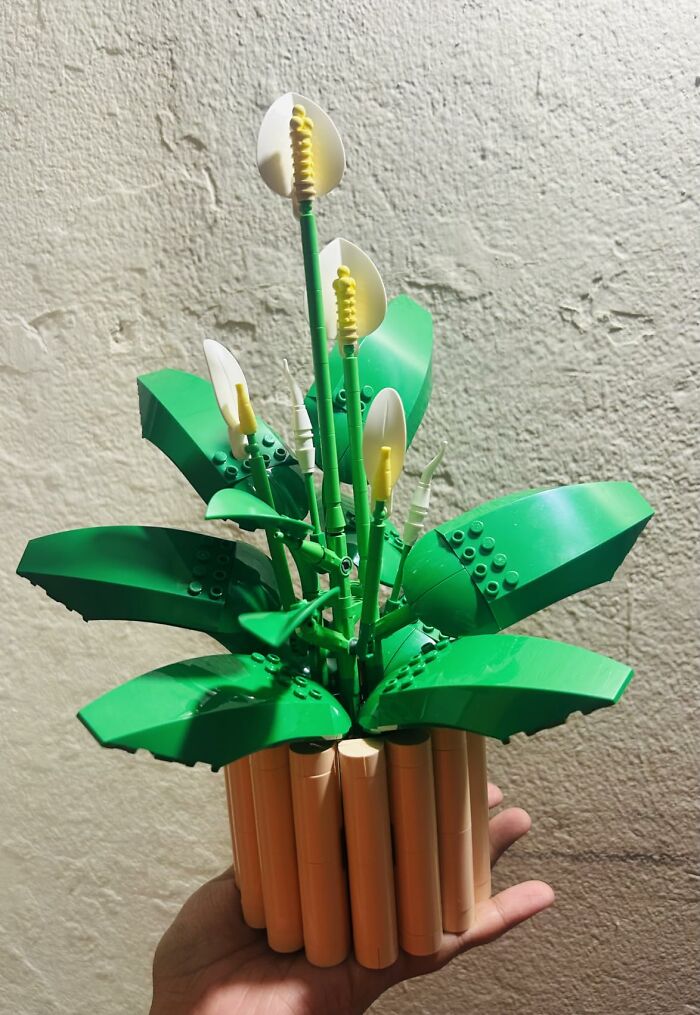 LEGO Peace Lily For The Mom Who Can’t Keep A Plant Alive (No Watering Required)