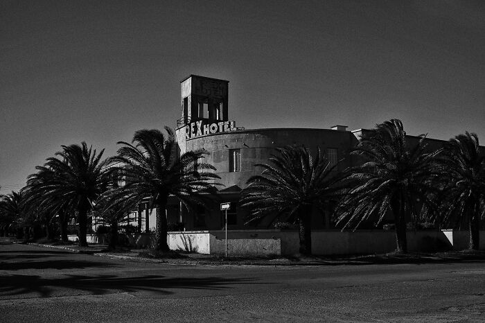 Demetrio Jereissati's S' Atlántida Is Pure Shadow Magic
