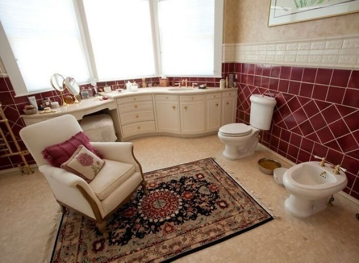 Nothing Beats Curling Up In Front Of A Roaring Toilet On Cold Nights