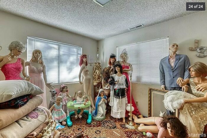 Wait, They Actually Listed These Hilariously Terrible Houses?
