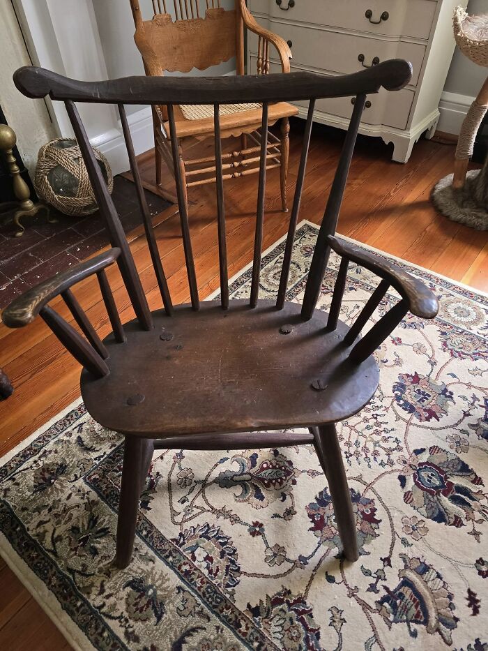 Just Bought Three of These Wide, Lean-Back Chairs From an Estate Sale—Love ‘Em!