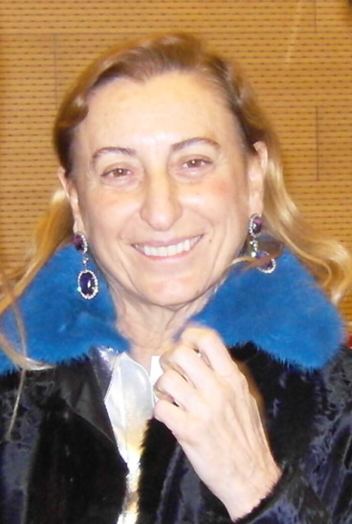 Miuccia Prada: The Fashion Wizard, 77