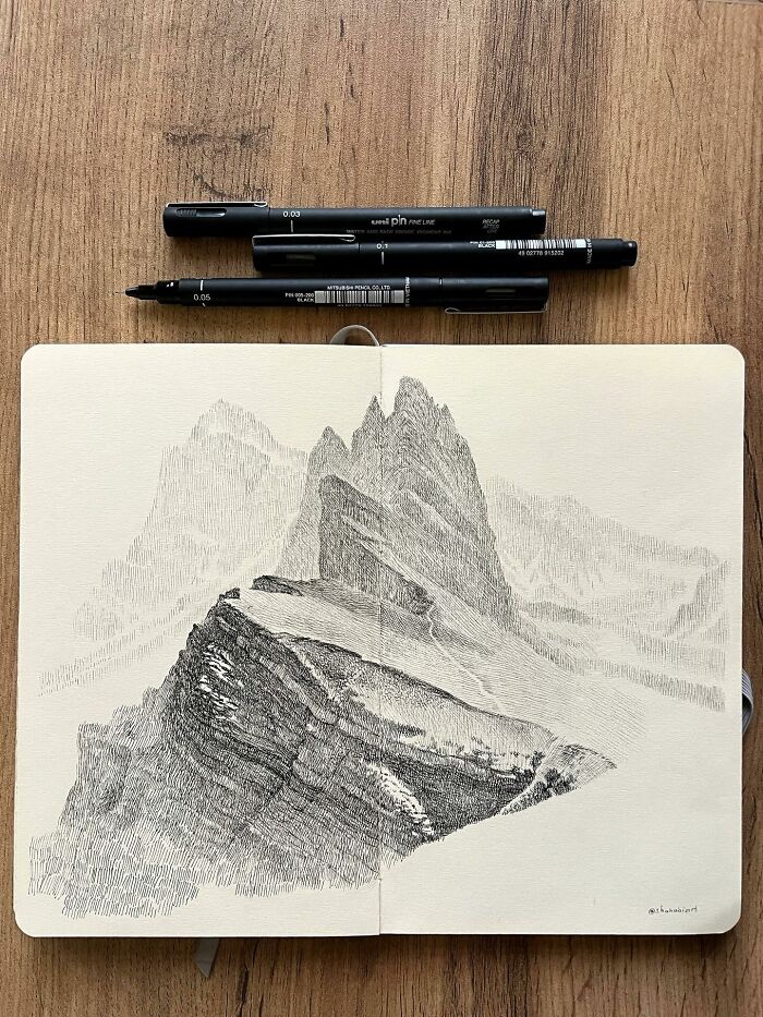 40 Mind-Blowing Sketchbook Drawings That Turn Simple Lines Into Dreamy Worlds