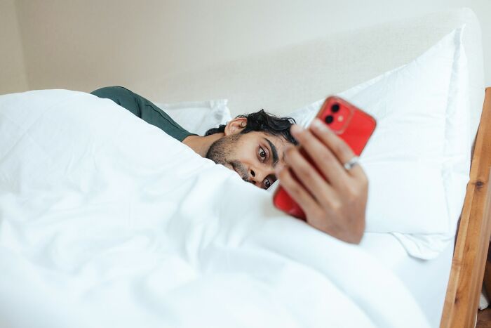 Let's Spill the Tea: Why Some Guys Got Hooked on the Manosphere (And Then Dipped)