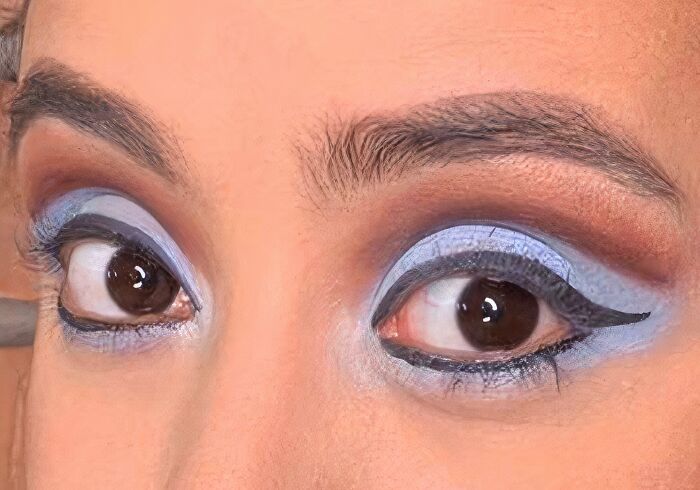 My Friend Took A Makeup Class… This Was The Result
