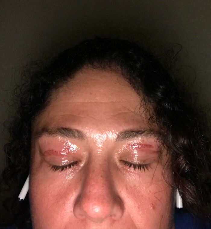 Eyebrow Waxing At Supercuts Gone Exactly How You’d Expect
