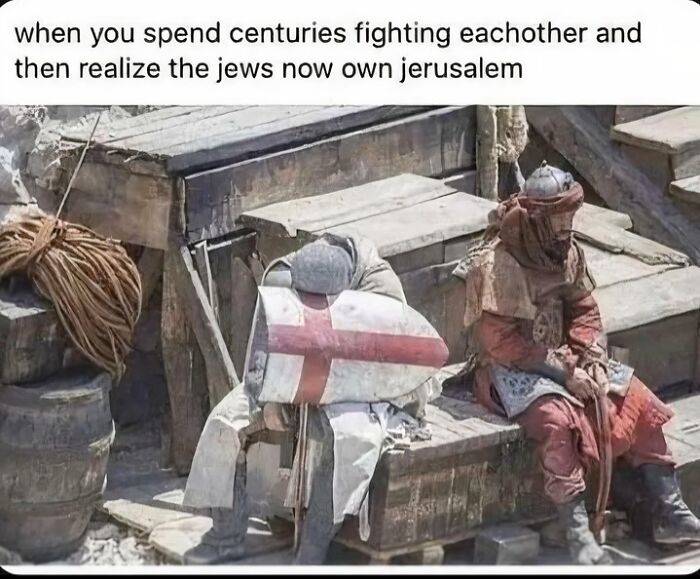 Wait, They Actually Made History Memes This Hilarious?!