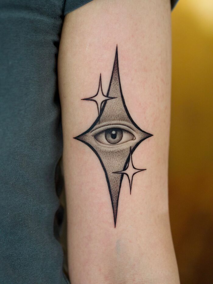 Sparkly Star Eye