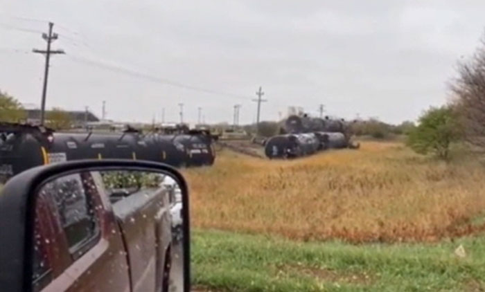 Train Derailment: Ethanol Everywhere in Fairmont, MN