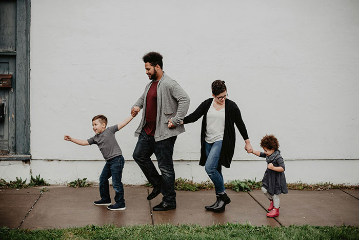 The No-Kids Club: Hilarious and Honest Thoughts From Folks Who Skipped Parenting