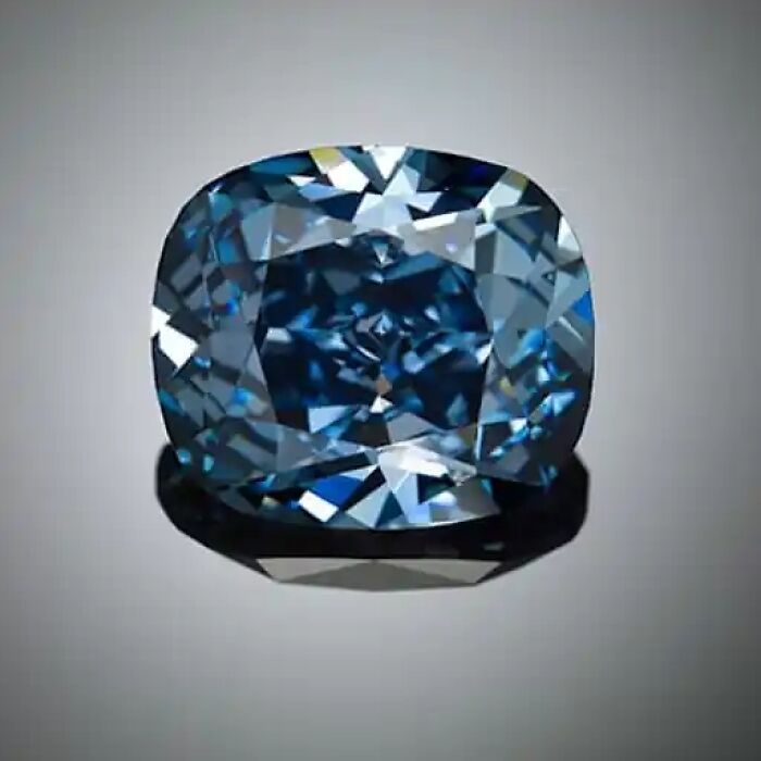 $48.5 Million, The Blue Moon Diamond (A Sky-Blue Showstopper)