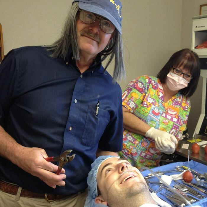 Wisdom Teeth Removal? Doc Took A Hilarious Sleep Pic