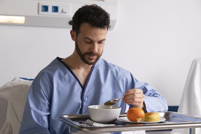 The Craziest Chart Notes Medical Pros Swear They’ve Seen (And You’ll Laugh, Too)