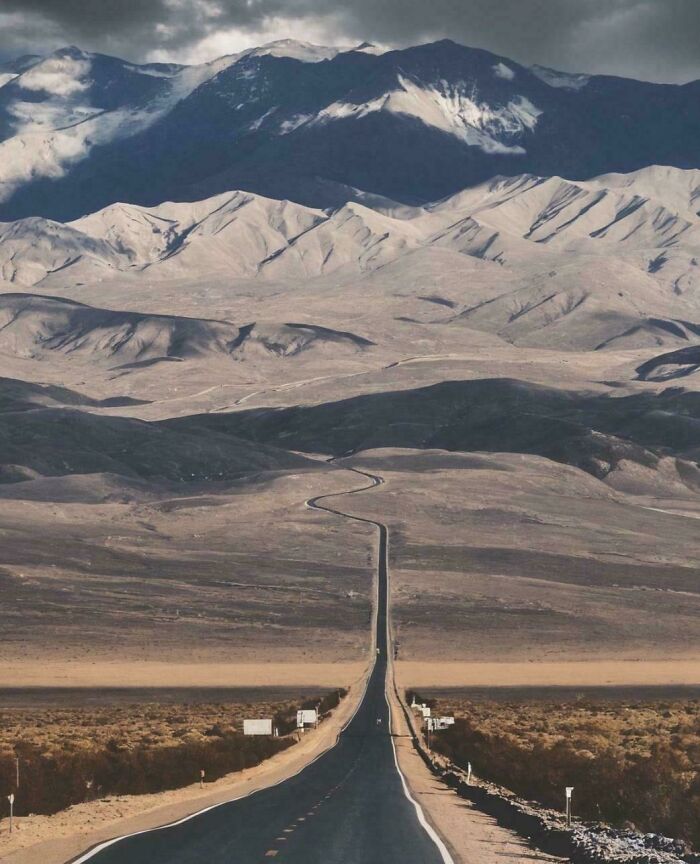 Roadway That Looks Like It’s Leading to Dreamland