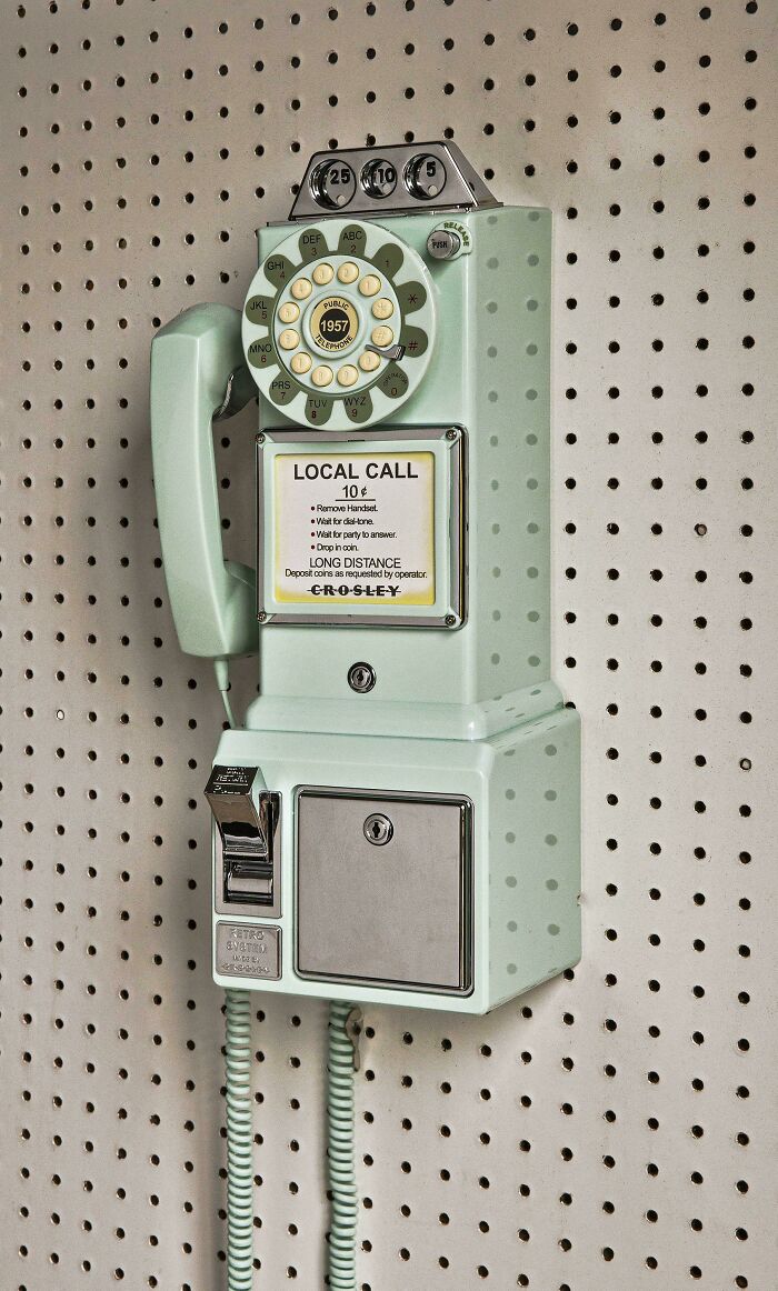 Let’s Take a Super Chill Trip Back in Time With These Retro Gems!