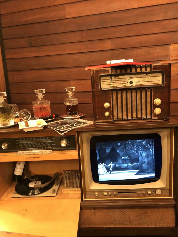 Let’s Take a Super Chill Trip Back in Time With These Retro Gems!