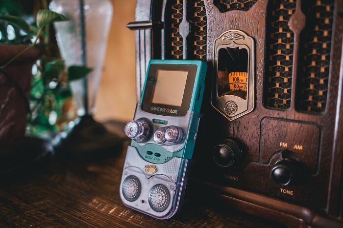 Let’s Take a Super Chill Trip Back in Time With These Retro Gems!
