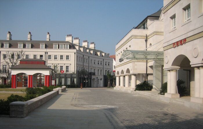 Thames Town, China: England, But Not Really
