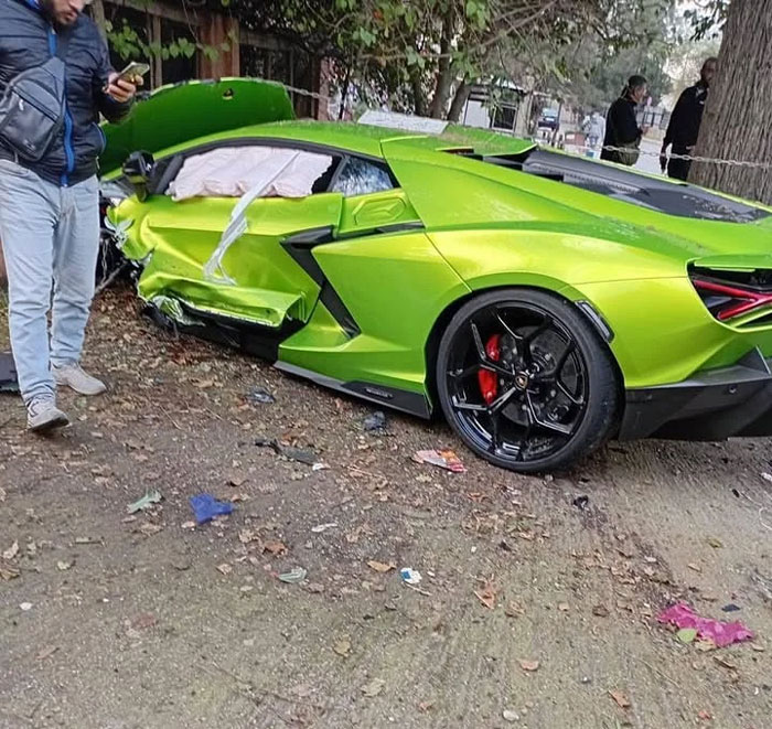 Test Drive? More Like Wreck Drive. Goodbye Lamborghini
