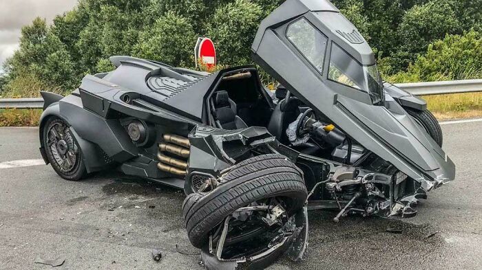 Million-Dollar Bat-Mobile Meets Its Match: A Renault Scenic