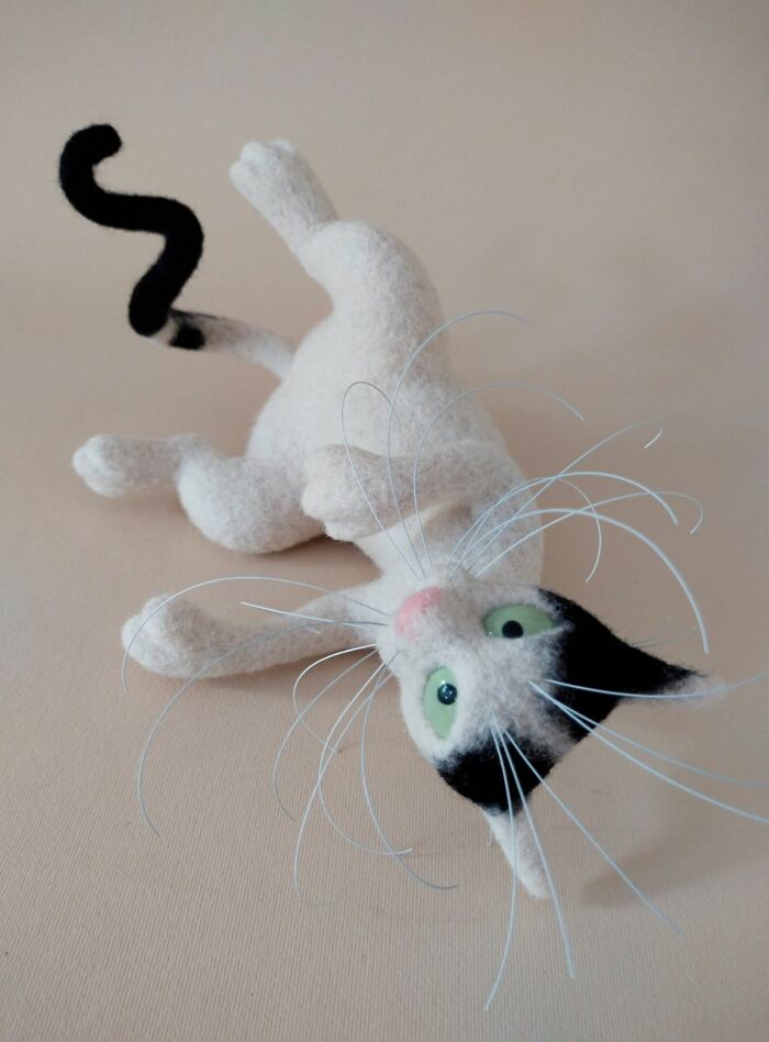 Wait Until You See These Whiskerlicious Felted Cats! (43 Pics)