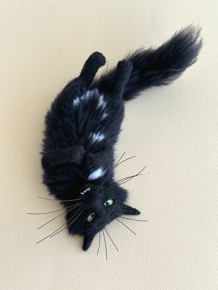 Wait Until You See These Whiskerlicious Felted Cats! (43 Pics)