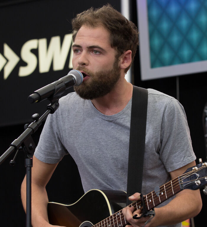 Passenger: Indie Folk Storyteller, 42