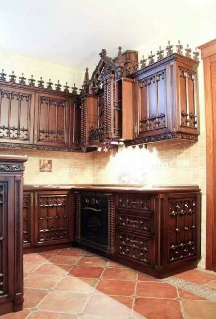 Gothic Kitchen Paradise... Until You Meet The Dust