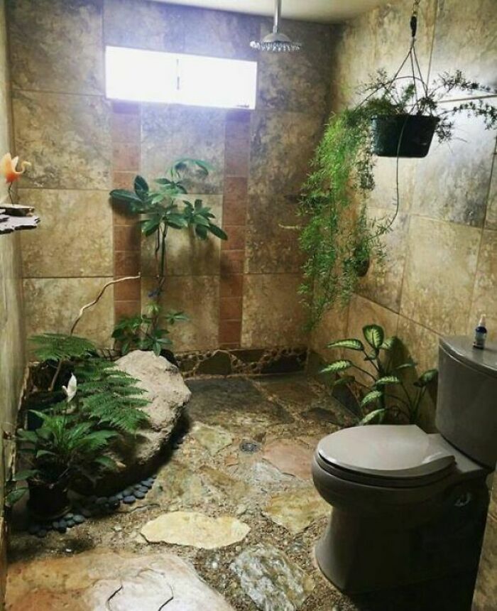 Garden Toilet: Outdoor Fun, Indoor Mess