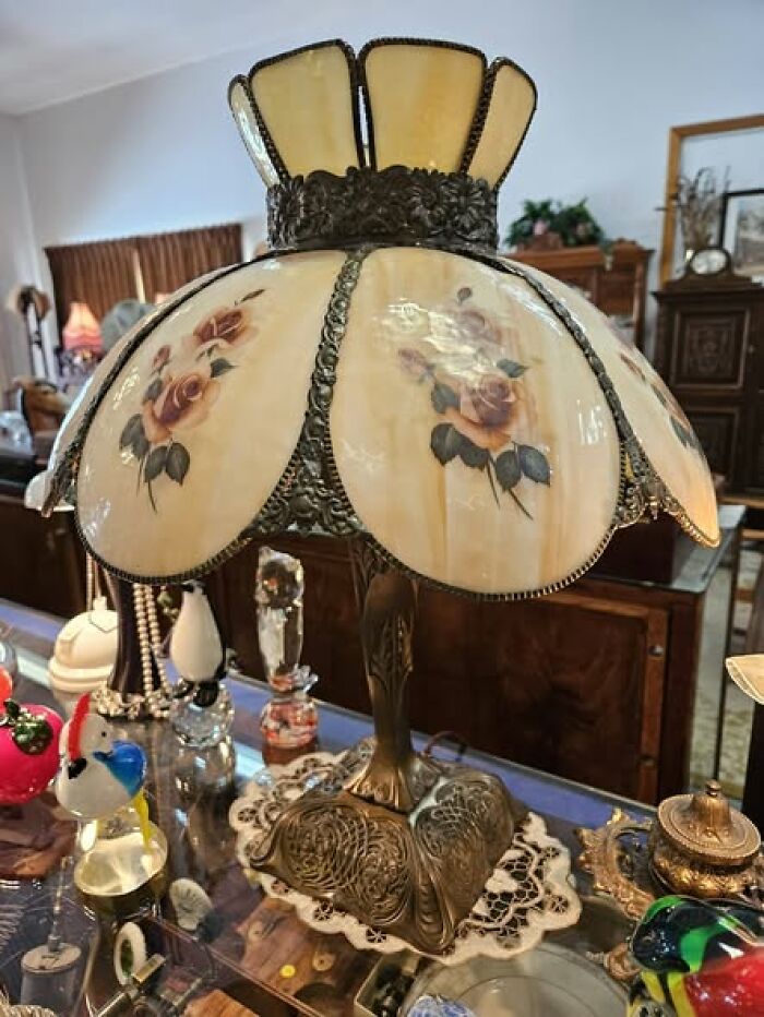 85 Antique Lamps That Are Total Showstoppers (You’ll Want One ASAP)