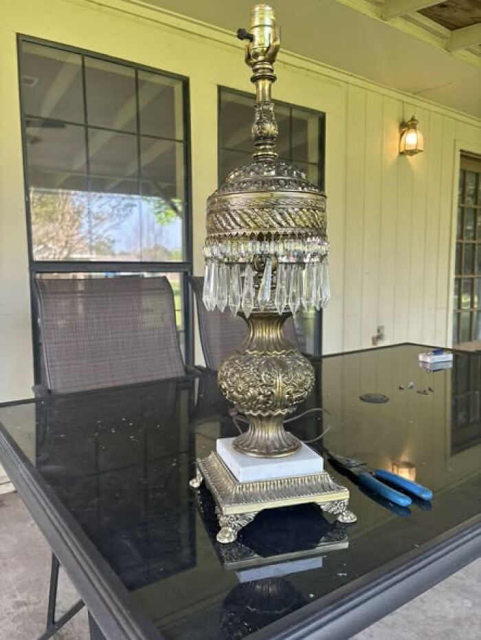85 Antique Lamps That Are Total Showstoppers (You’ll Want One ASAP)