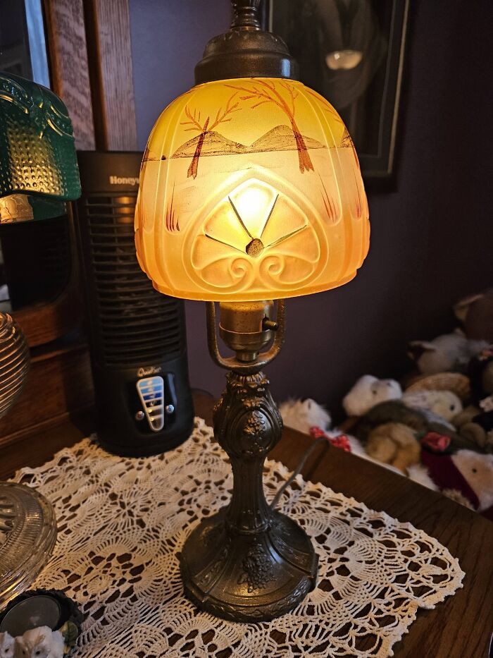 85 Antique Lamps That Are Total Showstoppers (You’ll Want One ASAP)
