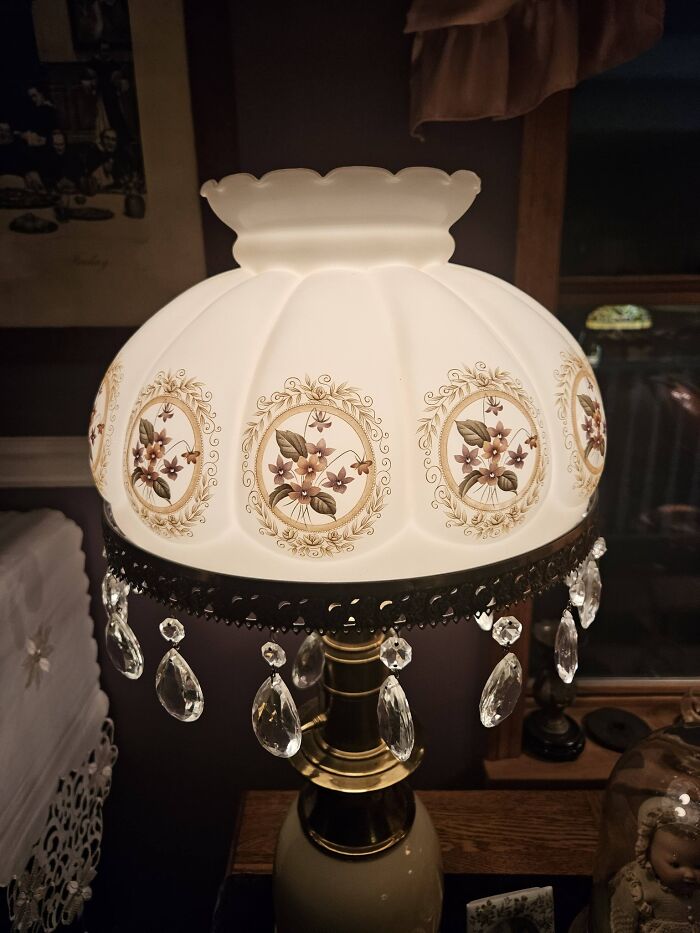85 Antique Lamps That Are Total Showstoppers (You’ll Want One ASAP)